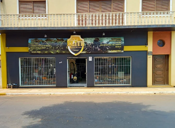 Foto da fachada da Elite Artigos Militares em São Borja RS, loja especializada em armas, munições e equipamentos militares.