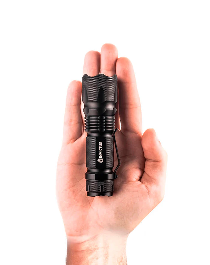 Lanterna Tática Corvus U2 – 300 Lumens