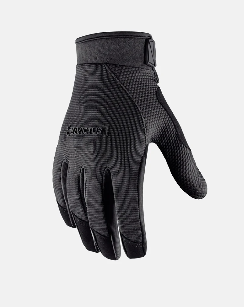 Luva Tática Inspect Preta da Invictus com design anatômico, alta aderência e acabamento resistente para operações táticas, airsoft, trilhas e uso diário.